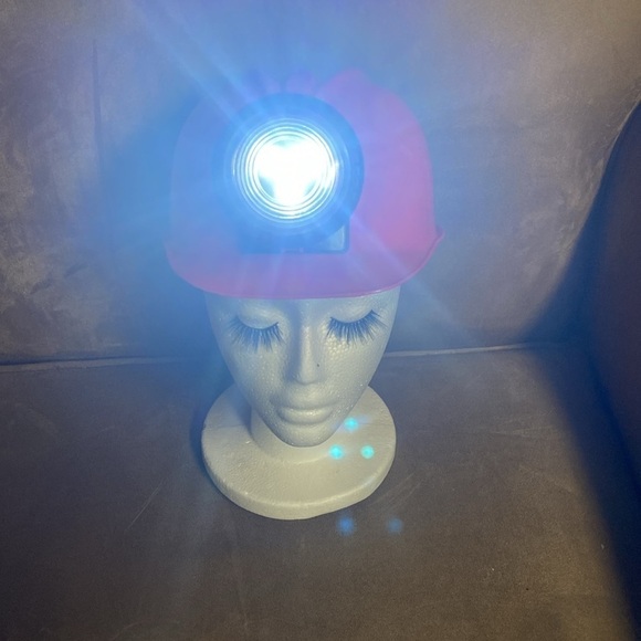 VINTAGE 1996 Universal Studios Jurassic Park Pink Hard Hat Helmet Tested works - Picture 4 of 9